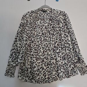 Zac & Rachel Black and White 3/4 Sleeve Blouse